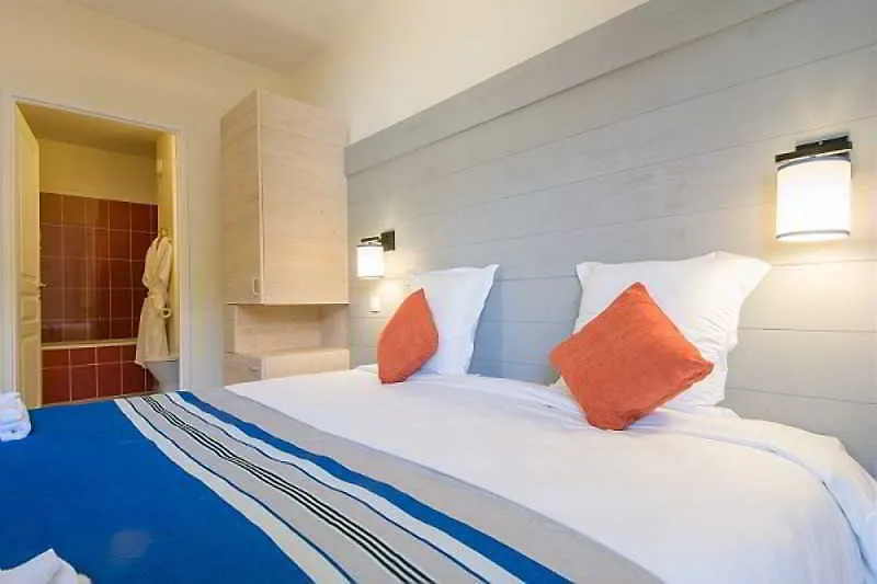 Residence Pierre & Vacances Premium Julia Augusta Roquebrune-Cap-Martin 4*,