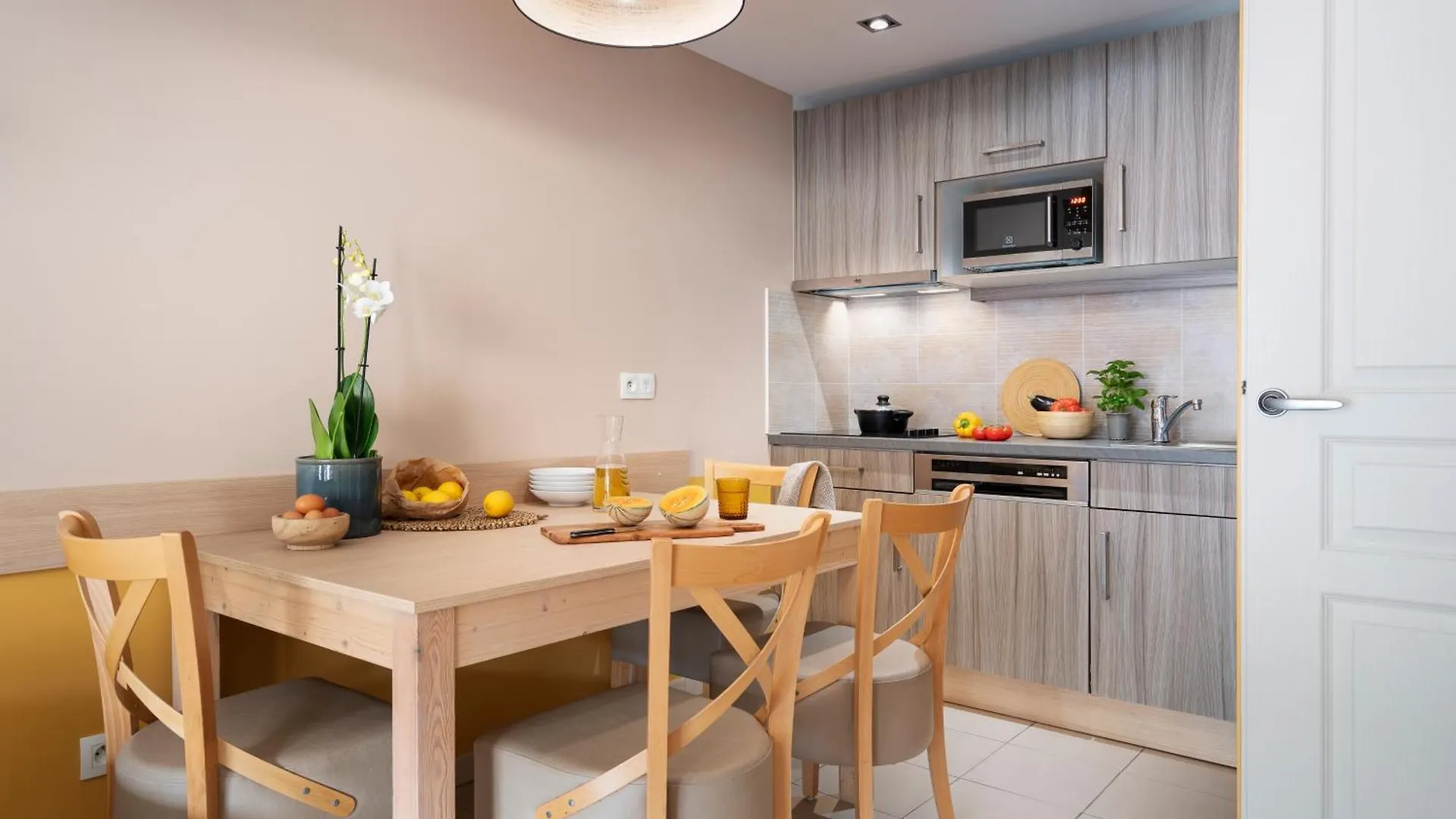 Residence Pierre & Vacances Premium Julia Augusta Roquebrune-Cap-Martin 4*,